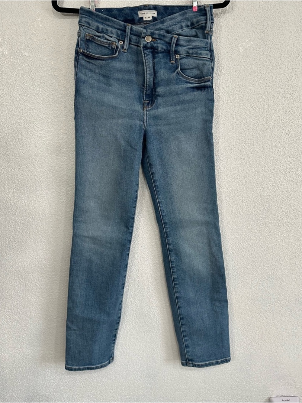 Good American GOOD CLASSIC STRAIGHT LIGHT COMPRESSION JEANS GCCOWB014TP Sz 2/26